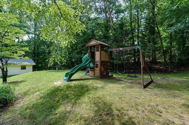2203 Mathis Lane, Dalton, GA 30720