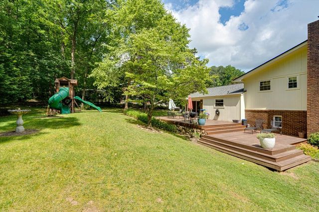 2203 Mathis Lane, Dalton, GA 30720