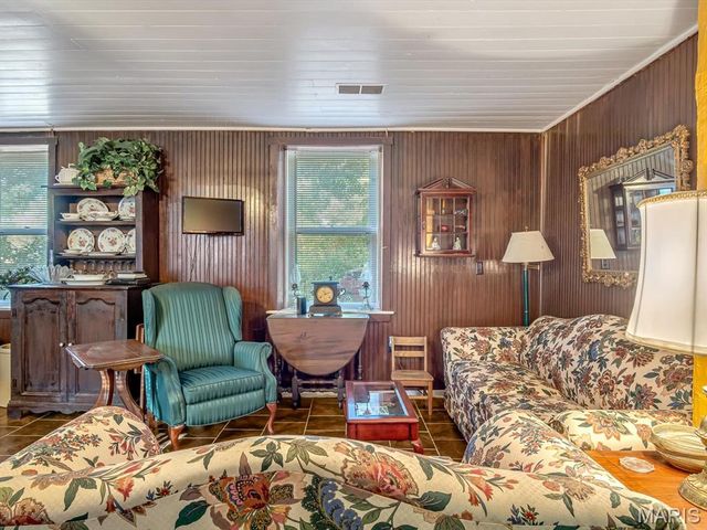 3565 Kk Road, Waterloo, IL 62298