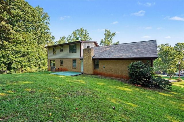 7317 Deerwood Drive, Riverdale, GA 30296