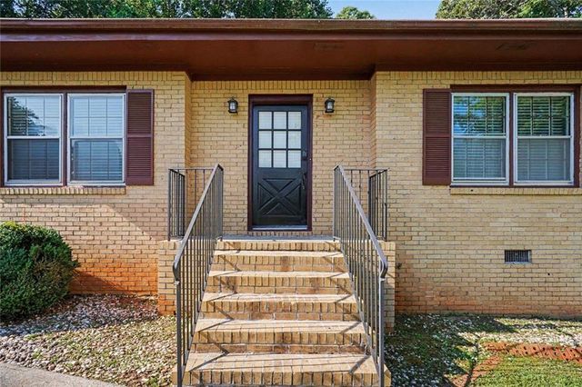 7317 Deerwood Drive, Riverdale, GA 30296