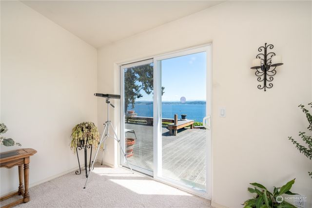 6 A Saratoga Drive, Hat Island, WA 98206