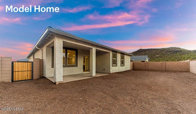 8650 W Soaptree Yucca Place, Marana, AZ 85653