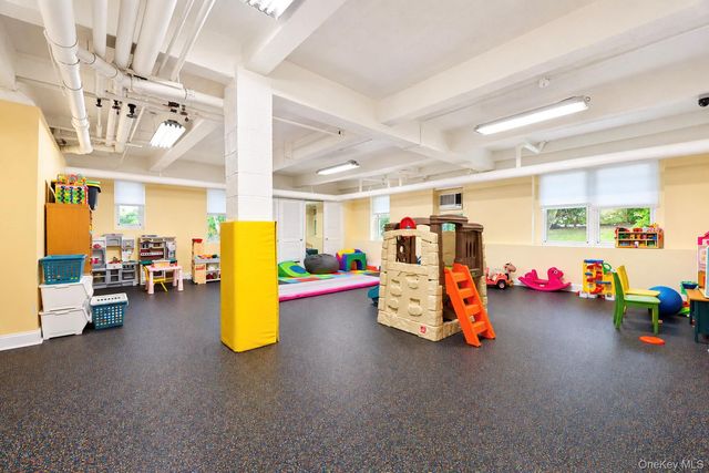 3901 Independence Avenue 4F, Bronx, NY 10463