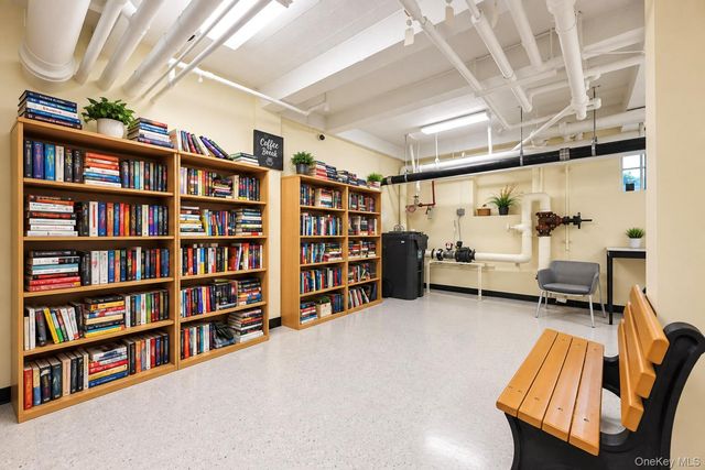 3901 Independence Avenue 4F, Bronx, NY 10463