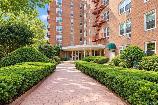 3901 Independence Avenue 4F, Bronx, NY 10463
