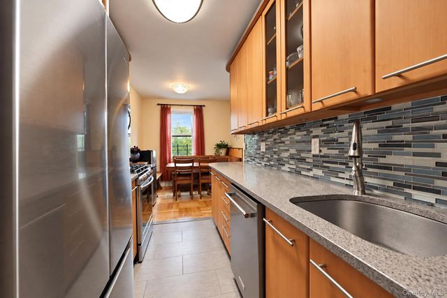 3901 Independence Avenue 4F, Bronx, NY 10463