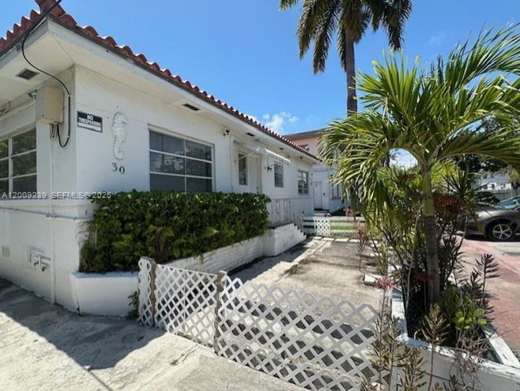 30 S Shore Dr 1, Miami Beach, FL 33141