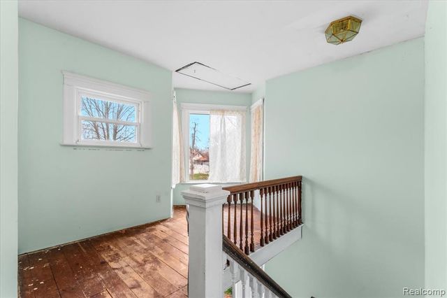 585 W Grand Boulevard, Detroit, MI 48216