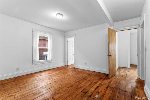 585 W Grand Boulevard, Detroit, MI 48216