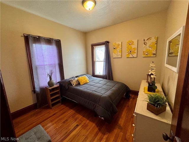 10606 Langton Avenue, Garfield Heights, OH 44125