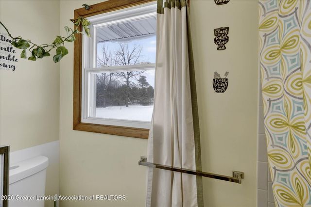 3187 S Canfield Road, Eaton Rapids, MI 48827