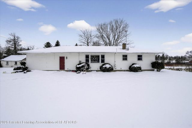 3187 S Canfield Road, Eaton Rapids, MI 48827