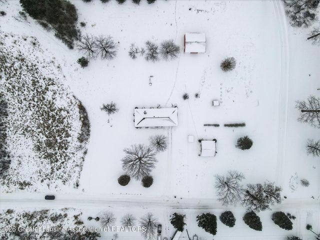 3187 S Canfield Road, Eaton Rapids, MI 48827