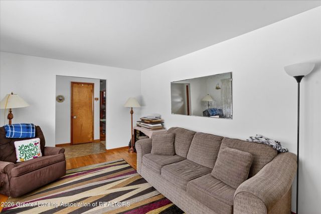 3187 S Canfield Road, Eaton Rapids, MI 48827