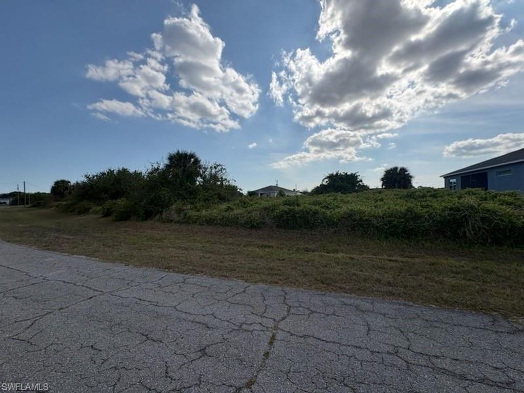 7031 Calder CIR, LABELLE, FL 33935 — photo 3