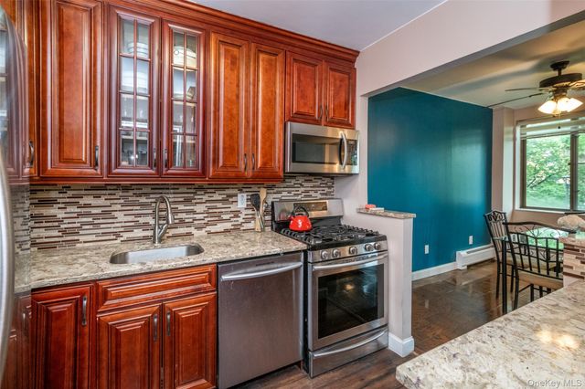 1101 Midland Avenue 210, Bronxville, NY 10708