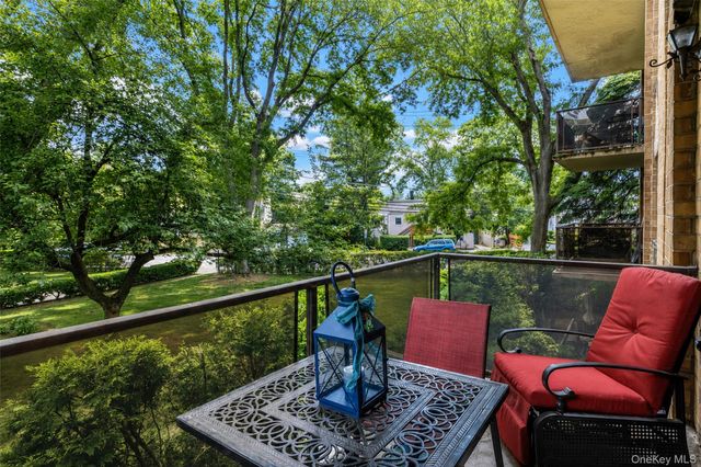 1101 Midland Avenue 210, Bronxville, NY 10708