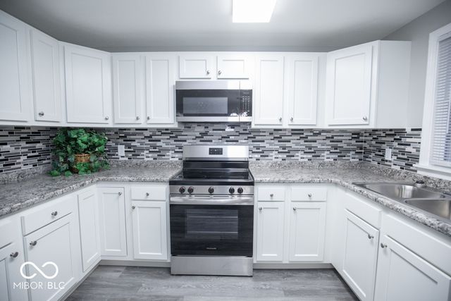 9060 N County Road 740 E, Butlerville, IN 47223