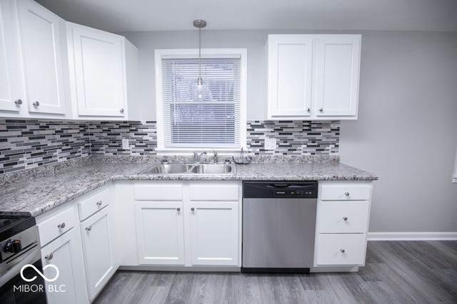 9060 N County Road 740 E, Butlerville, IN 47223