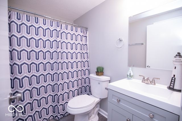 9060 N County Road 740 E, Butlerville, IN 47223