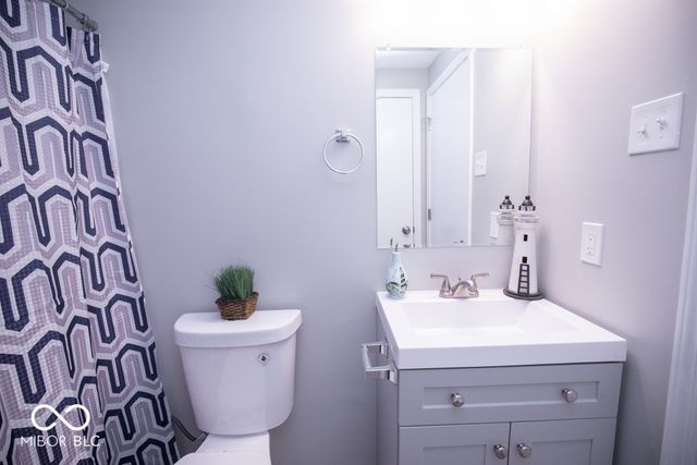 9060 N County Road 740 E, Butlerville, IN 47223