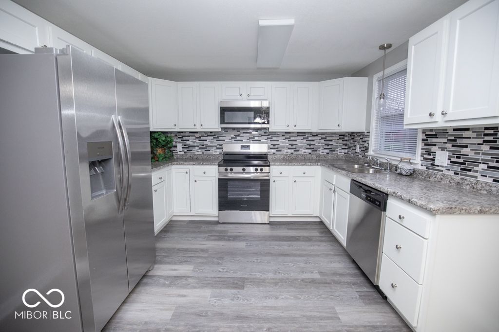 9060 N County Road 740 E, Butlerville, IN 47223