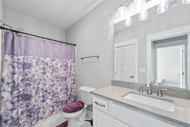 2860 NW Brookside Drive, Grimes, IA 50111