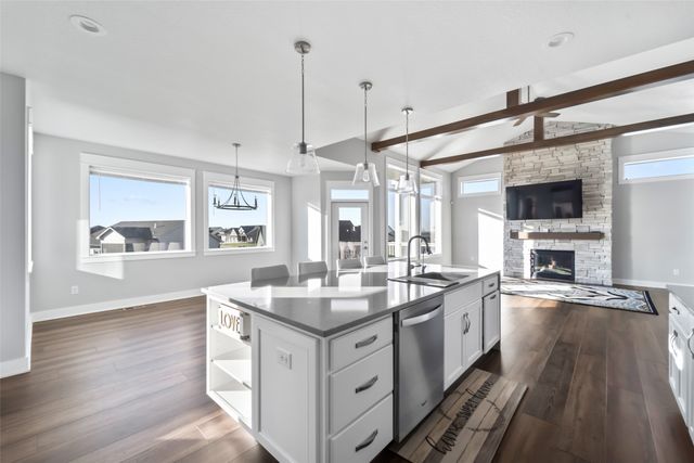 2860 NW Brookside Drive, Grimes, IA 50111