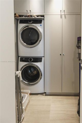 6901 Collins Ave 901, Miami Beach, FL 33141