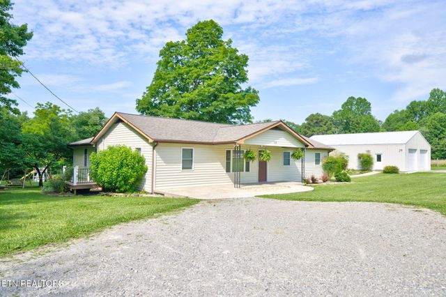 129 Melton Lane, Monterey, TN 38574