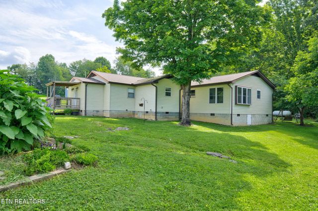 129 Melton Lane, Monterey, TN 38574