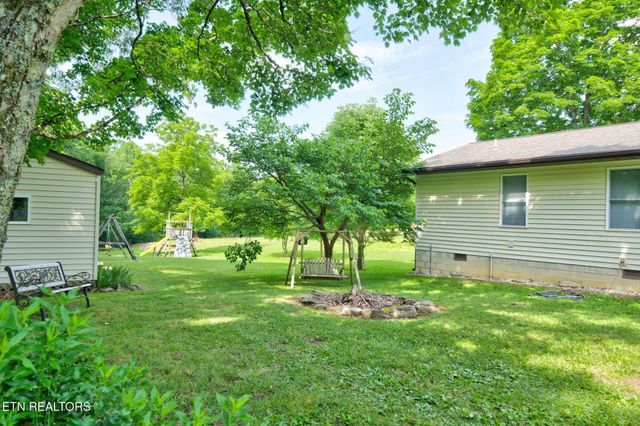129 Melton Lane, Monterey, TN 38574