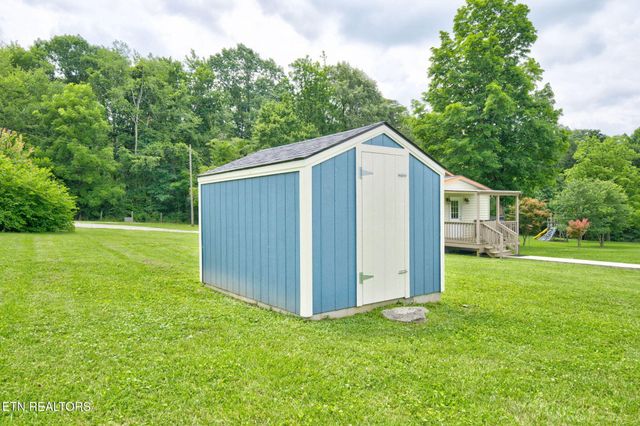 129 Melton Lane, Monterey, TN 38574