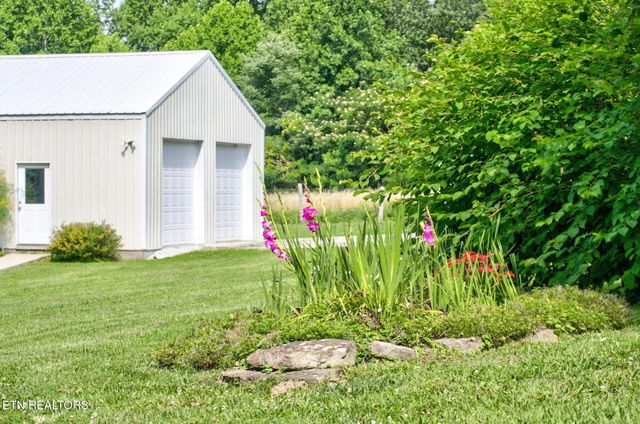 129 Melton Lane, Monterey, TN 38574