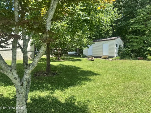 129 Melton Lane, Monterey, TN 38574