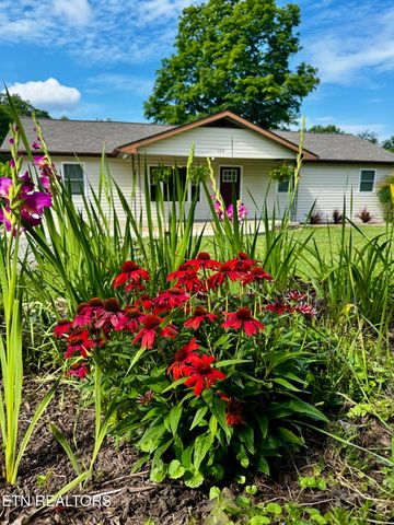 129 Melton Lane, Monterey, TN 38574