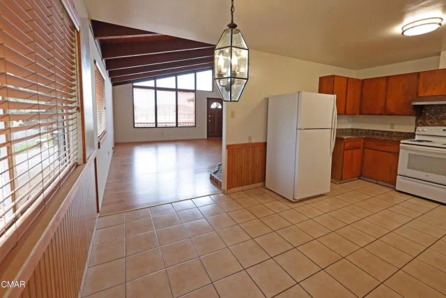 372 S Whipple Street, Fort Bragg, CA 95437