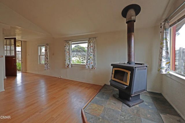 372 S Whipple Street, Fort Bragg, CA 95437