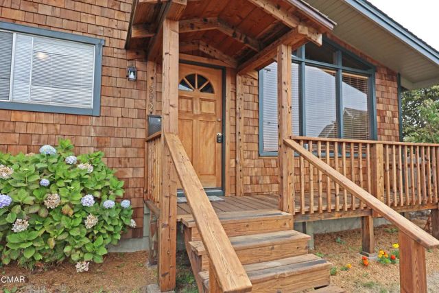 372 S Whipple Street, Fort Bragg, CA 95437