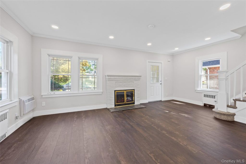 1900 Carleton Place, Baldwin, NY 11510 — photo 3