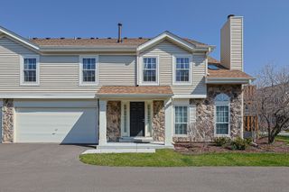 3S094 Timber Drive, Warrenville, IL 60555