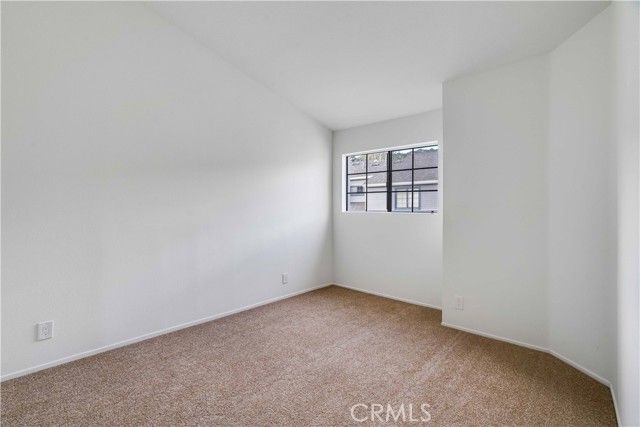 302 Monroe Court, Azusa, CA 91702