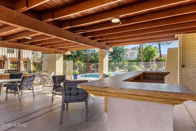 68 N Camino Imagen, Tucson, AZ 85748
