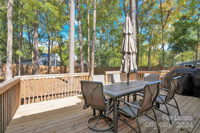 11116 Vista Canyon Drive, Charlotte, NC 28226
