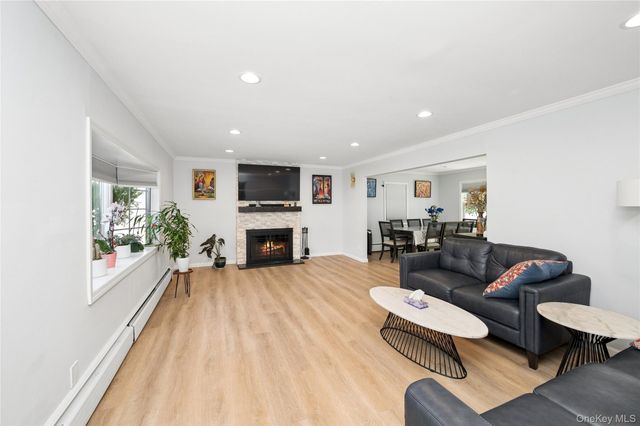 1954 Kirkwood Avenue, Merrick, NY 11566