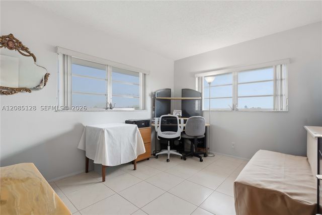 5300 Washington St W513, Hollywood, FL 33021