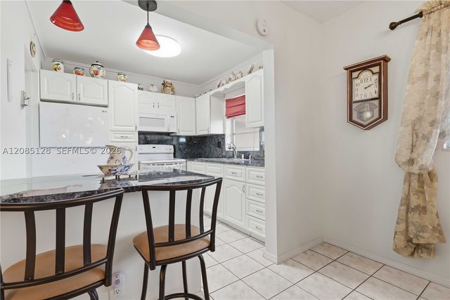 5300 Washington St W513, Hollywood, FL 33021
