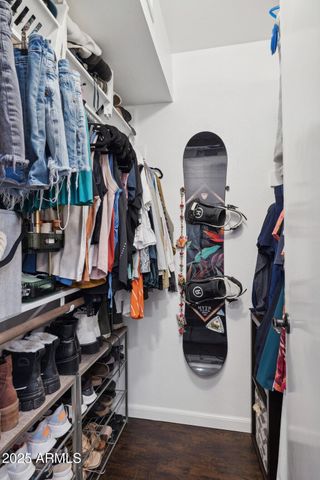 4706 E WINSTON Drive, Phoenix, AZ 85044