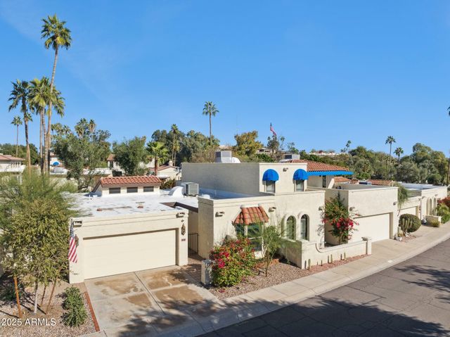 4706 E WINSTON Drive, Phoenix, AZ 85044